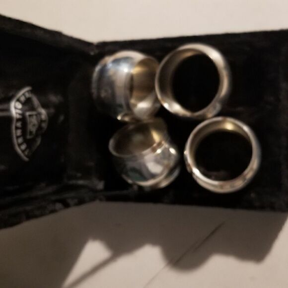 Vintage Napkin holder set 4 with box International silver plated co. - Picture 2 of 15